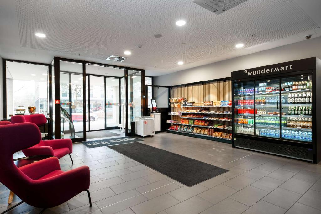 Park Inn by Radisson Frankfurt Airport - Resim 36