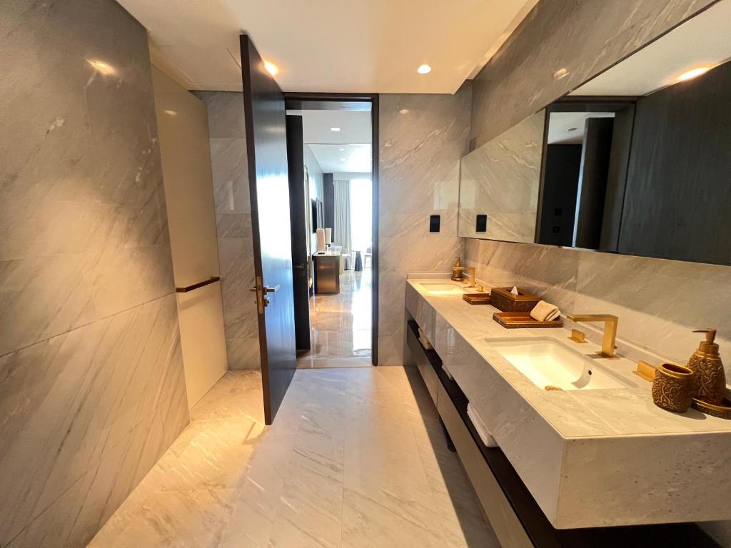 Cuina o zona de cuina de Daniels 4BR at Five Palm With Private Pool