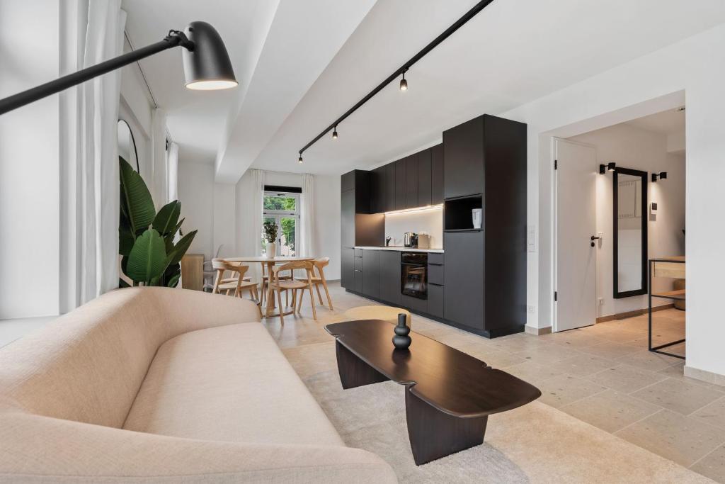 Modern Apartments in Clausen with WiFi, Kitchen & Workspace - Apartamento Con Vista