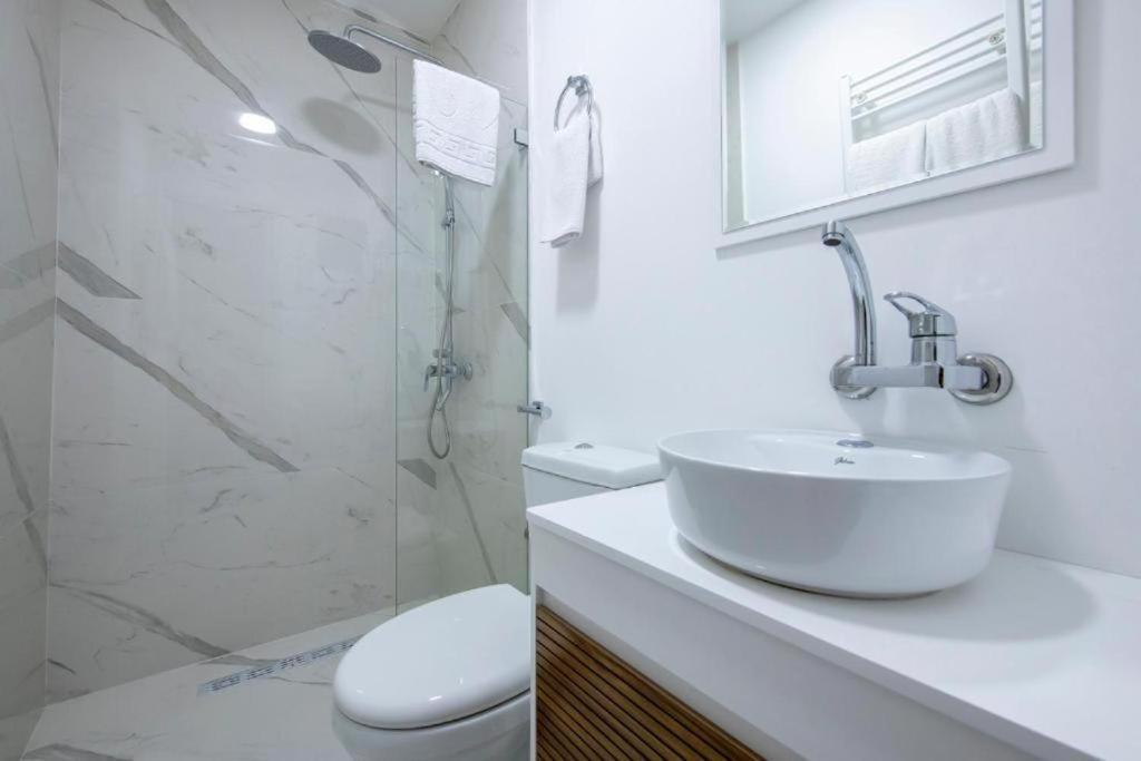 Koupelna v ubytování Opera Hotel Tbilisi