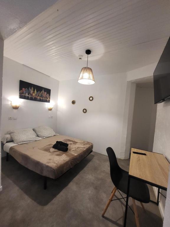 Hôtel Le Chalet - Tweepersoonskamer Met Uitzicht Op De Tuin