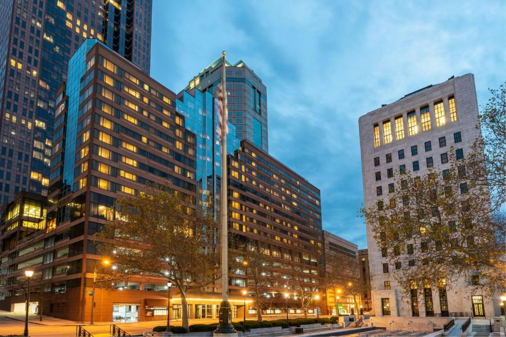 Nespecifikovaný výhled na destinaci Columbus nebo výhled na město při pohledu z hotelu
