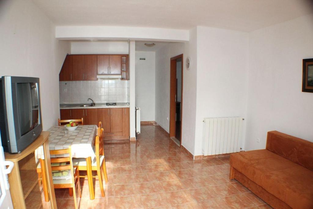 Kuchyňa alebo kuchynka v ubytovaní Apartments Sea View