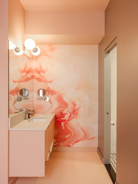 Rose - Hôtel Invisible - Resim 25