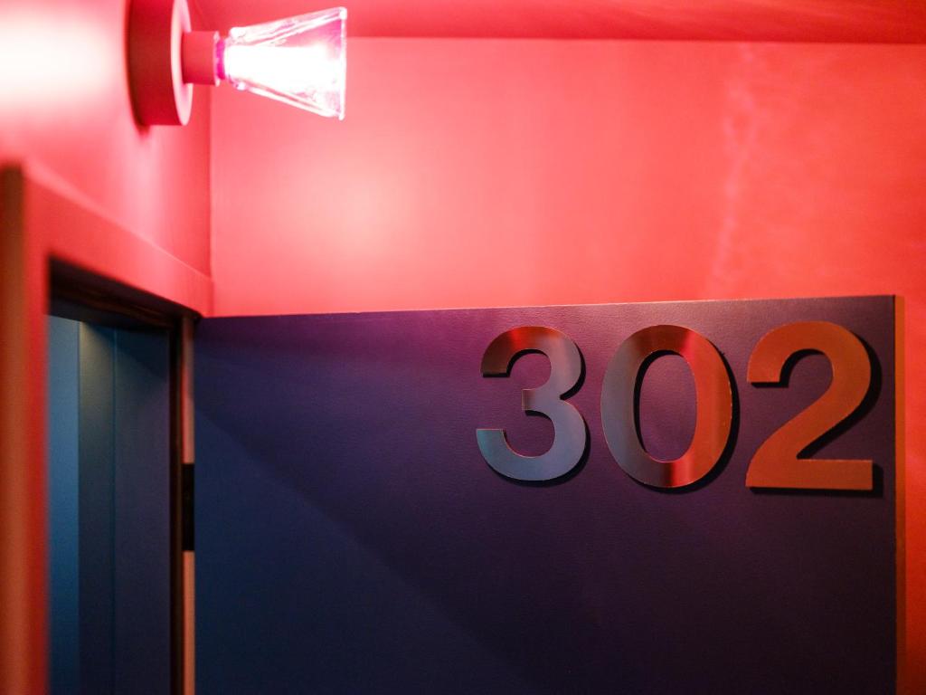 Rose - Hôtel Invisible - Resim 18