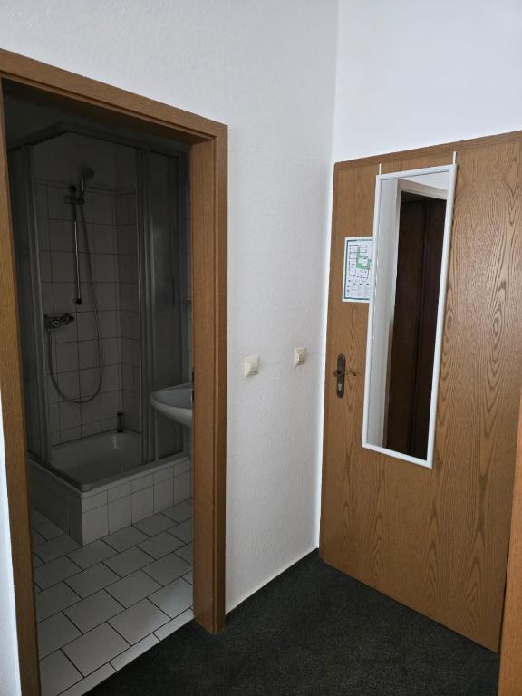 Koupelna v ubytování Hotel Doko Gardelegen