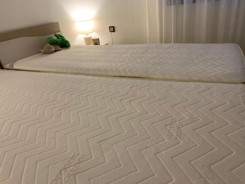 Postel nebo postele na pokoji v ubytování Sofija lux
