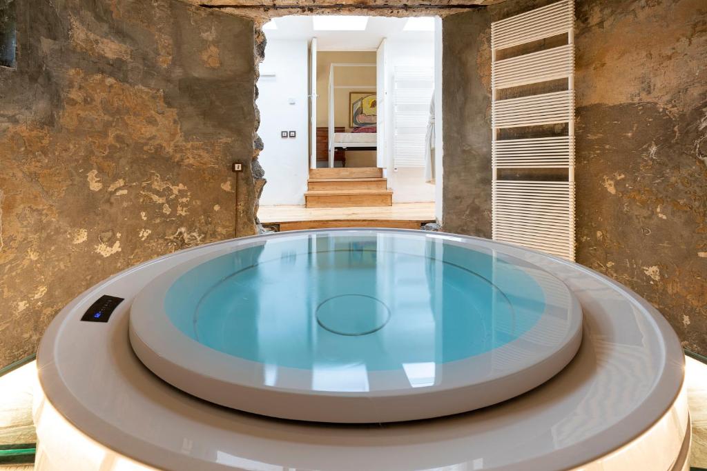 Monaci delle Terre Nere