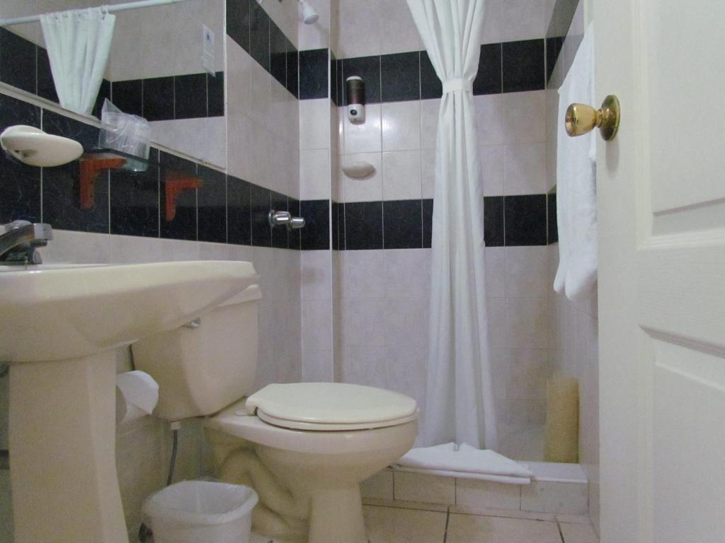 Hotel Villa Serena Escalon photo