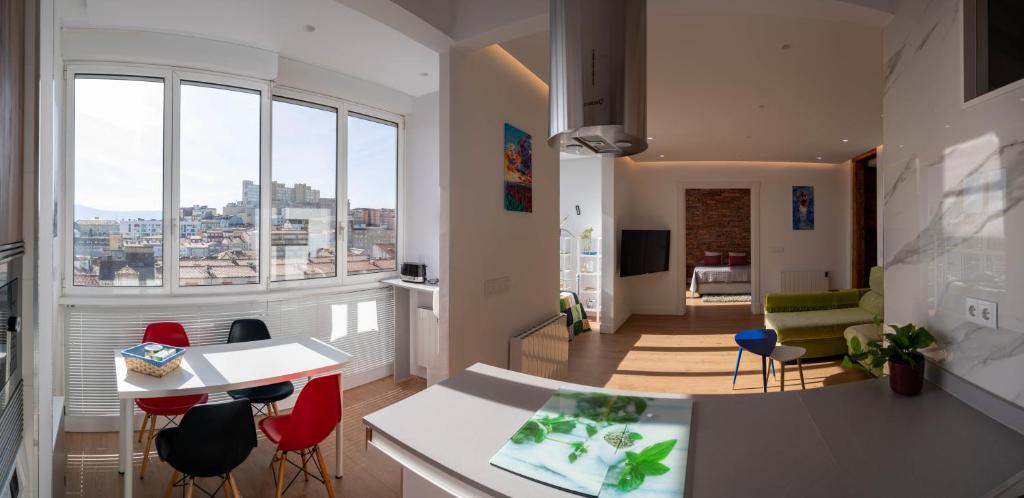 Posezení v ubytování Cómodo y Moderno piso en el centro de Santander
