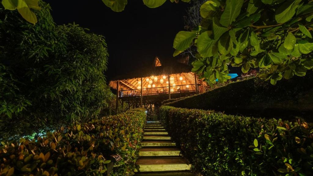 Un jardín fuera de Aite Eco Resort