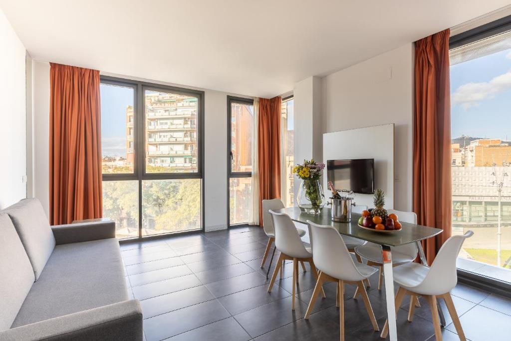 Posedenie v ubytovaní Cosmo Apartments Sants
