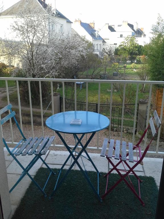 L'Alsacienne - Triple Room With Balcony