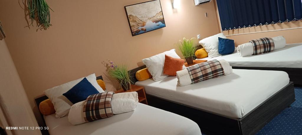 ZAJAZD ALBATROS Rzeszów APARTAMENTY SPA - Chambre Quadruple Standard