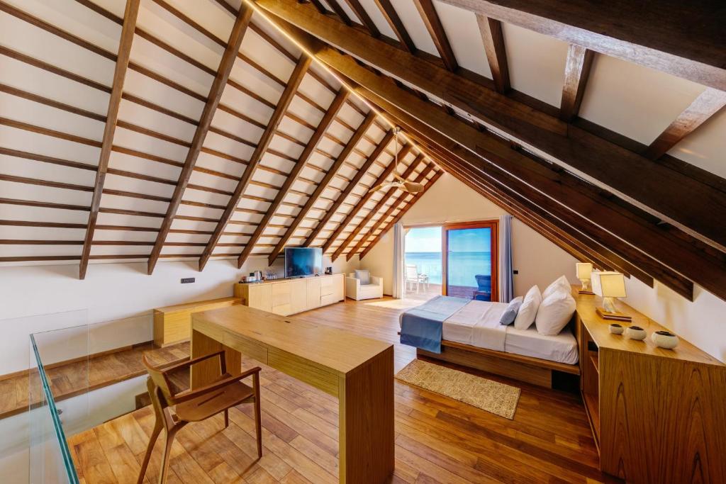 Cinnamon Velifushi Maldives - 11