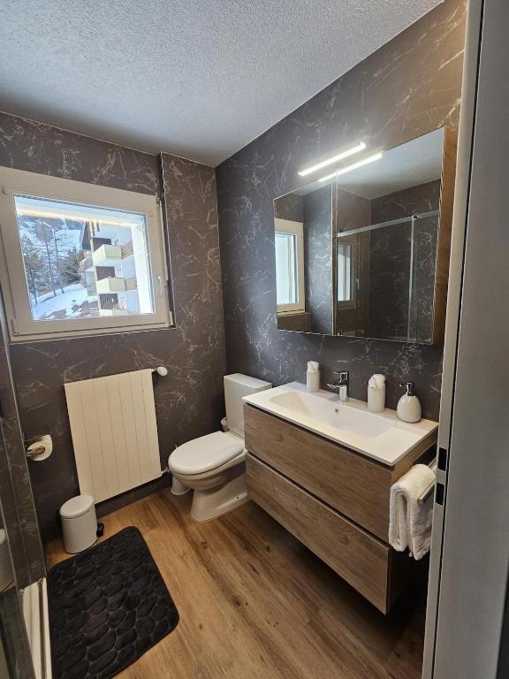 Luxuse Ferienwohnung Flüe 11