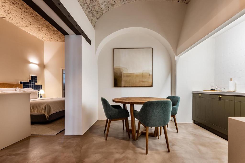 
Studio with Pool View
