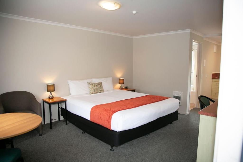 Postel nebo postele na pokoji v ubytování Bella Vista Motel Hamilton