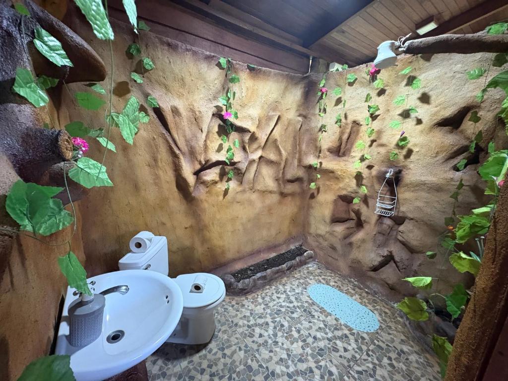 Gallery image of Bungalow con jacuzzi YeyYe in Chachagua