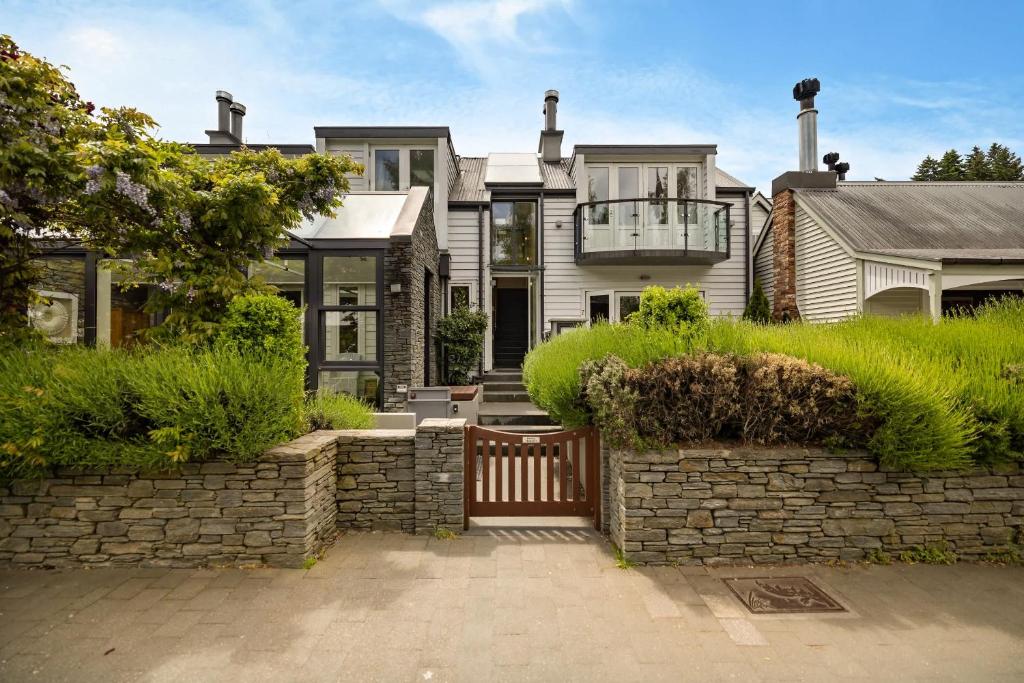 Craigroy 1 Lakeshore apartment with conservatory - Resim 6