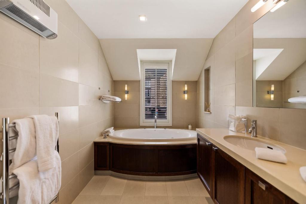 Ben Lomond 1 Top Floor Lakeshore Apartment - Resim 8