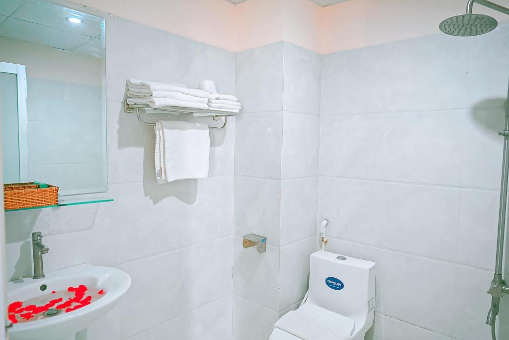 Koupelna v ubytování Ngọc Hân Hotel By The Moment