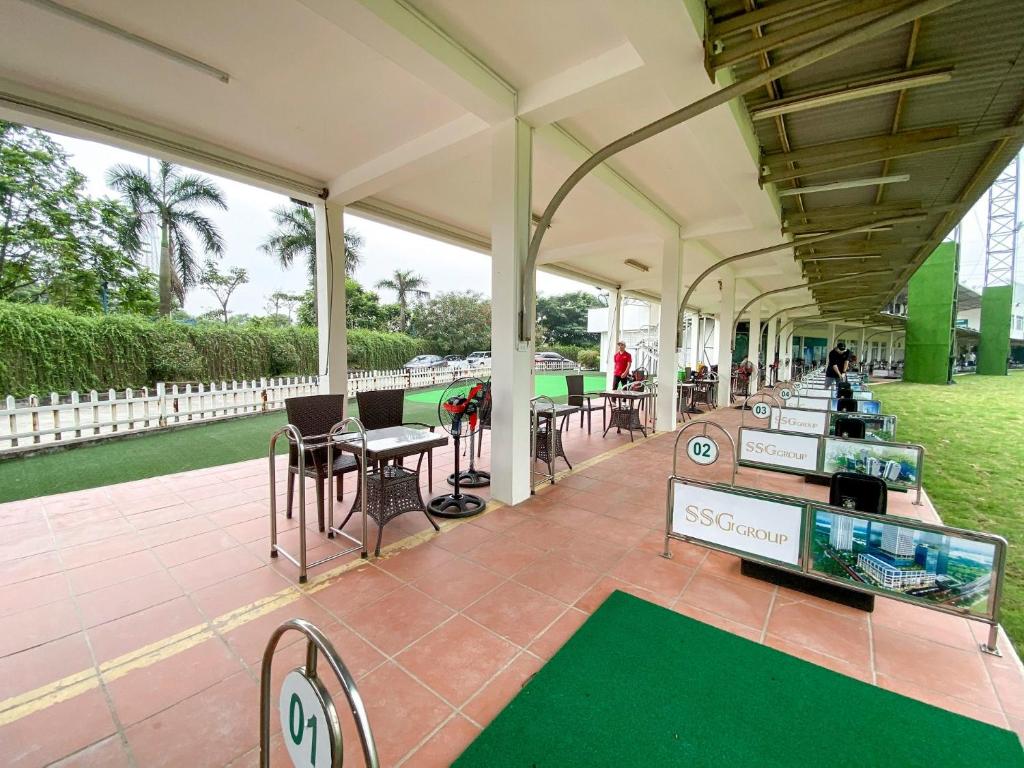 Restaurace v ubytování Marina Hotel Ha Noi
