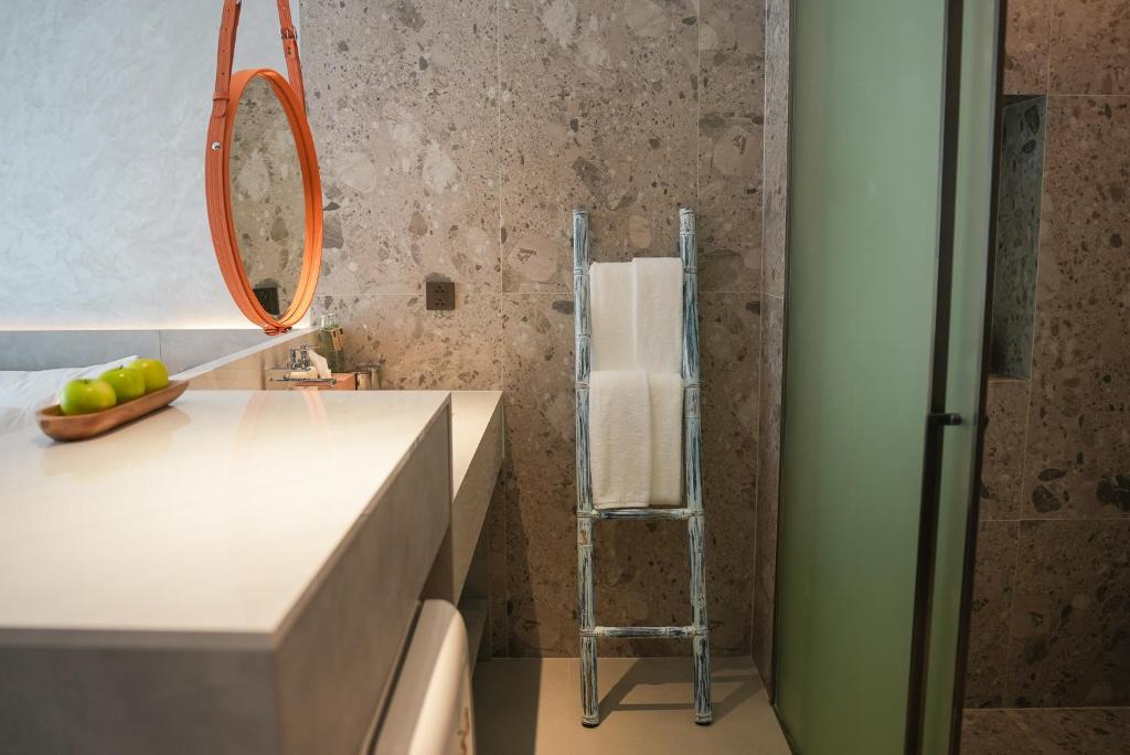 Kora Beach Resort Phuket - 10