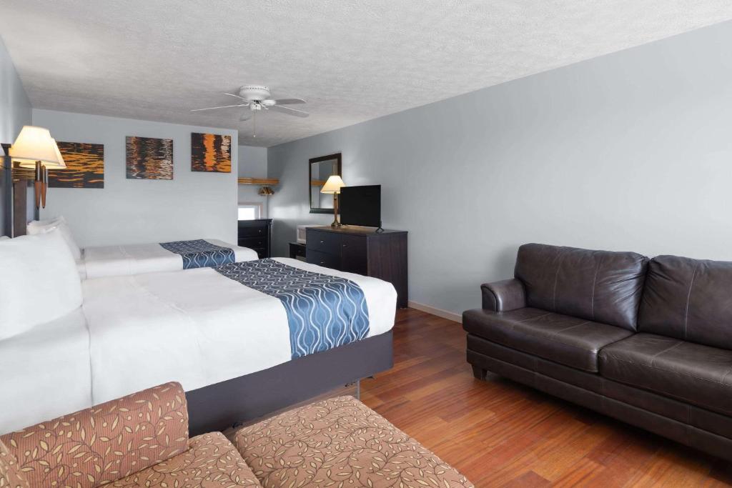 Posezení v ubytování Travelodge by Wyndham Grand Falls