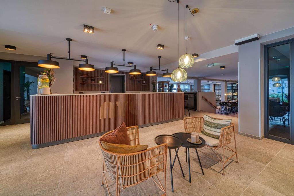 Vienna House Easy by Wyndham Bonn City - Resim 8