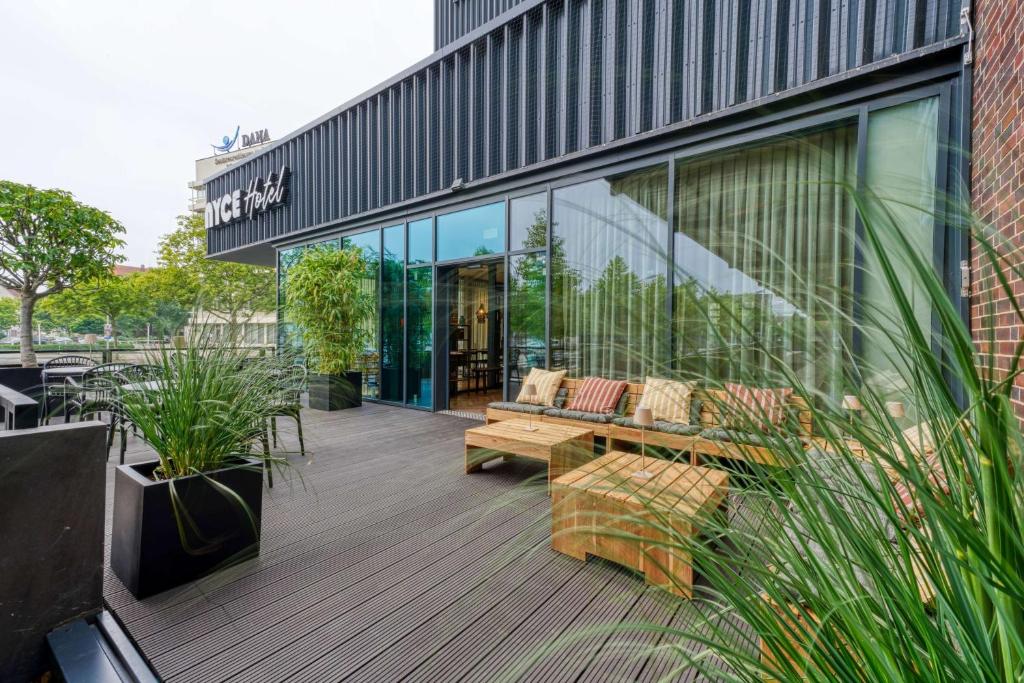 Vienna House Easy by Wyndham Hannover City - Resim 8