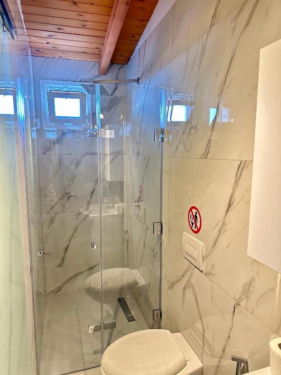 Koupelna v ubytování Anel Suites
