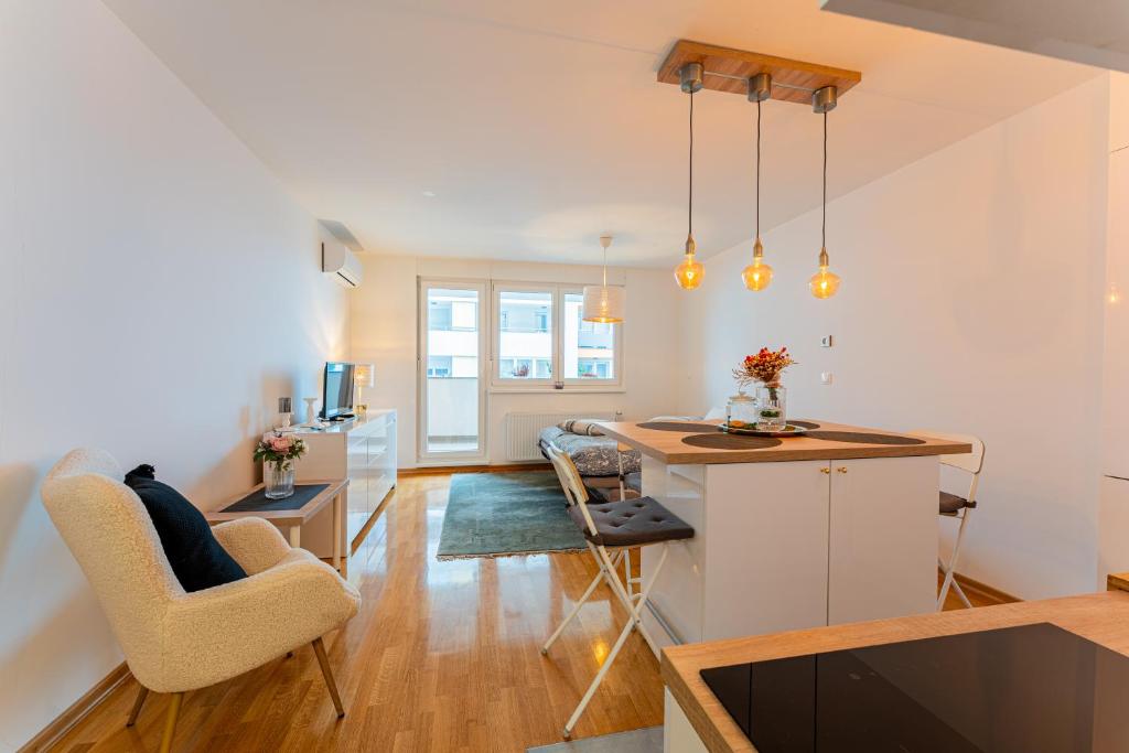 Flex SelfCheckIns 139 - Zagreb - Studio Apartment - WIFI