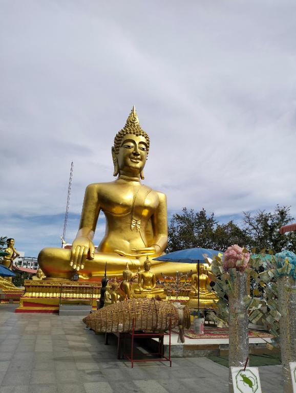 Titanic Residence-7 minute walk to the Beach - Resim 4