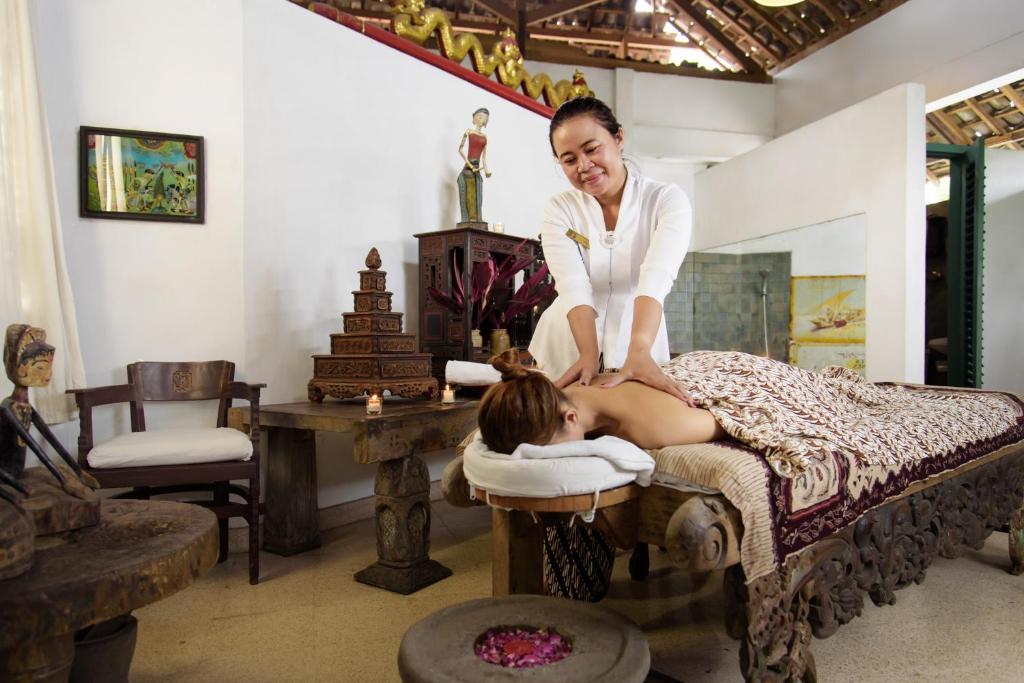 Lázně a/nebo wellness v ubytování Hotel Tugu Blitar