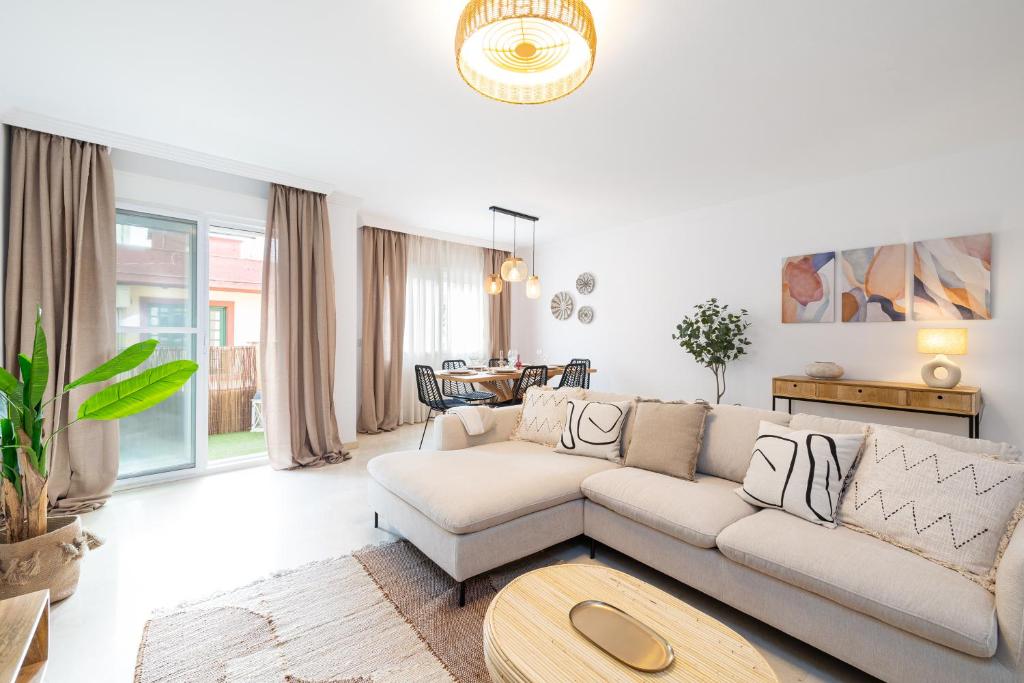 Billede fra billedgalleriet på Luxury Apartment Fuengirola Centro by AORA STAY i Fuengirola