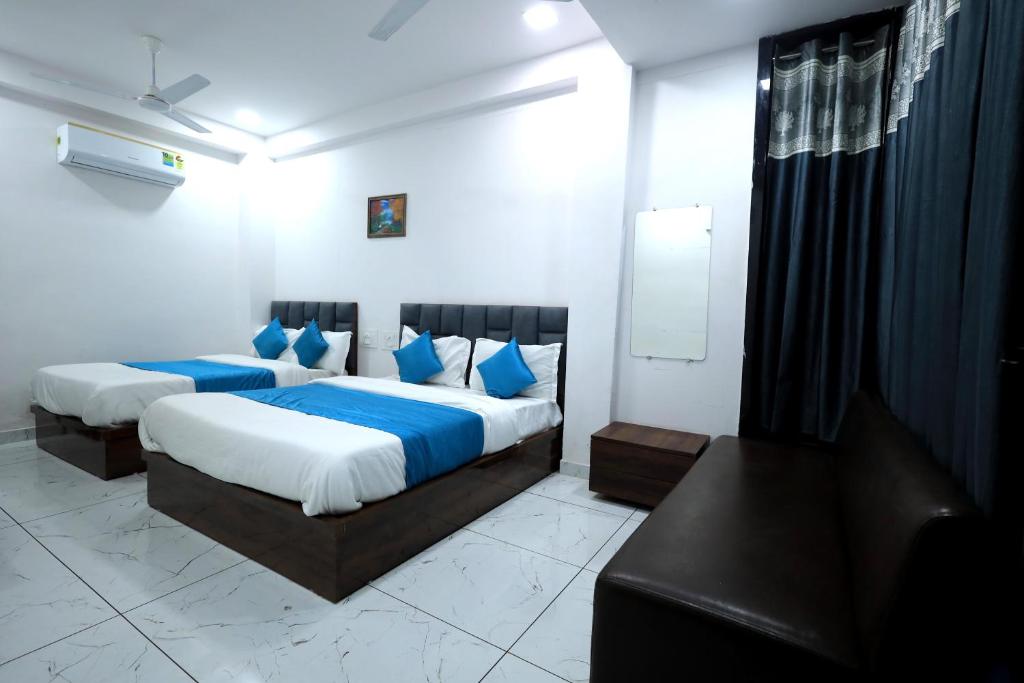 Postel nebo postele na pokoji v ubytování Hotel Season