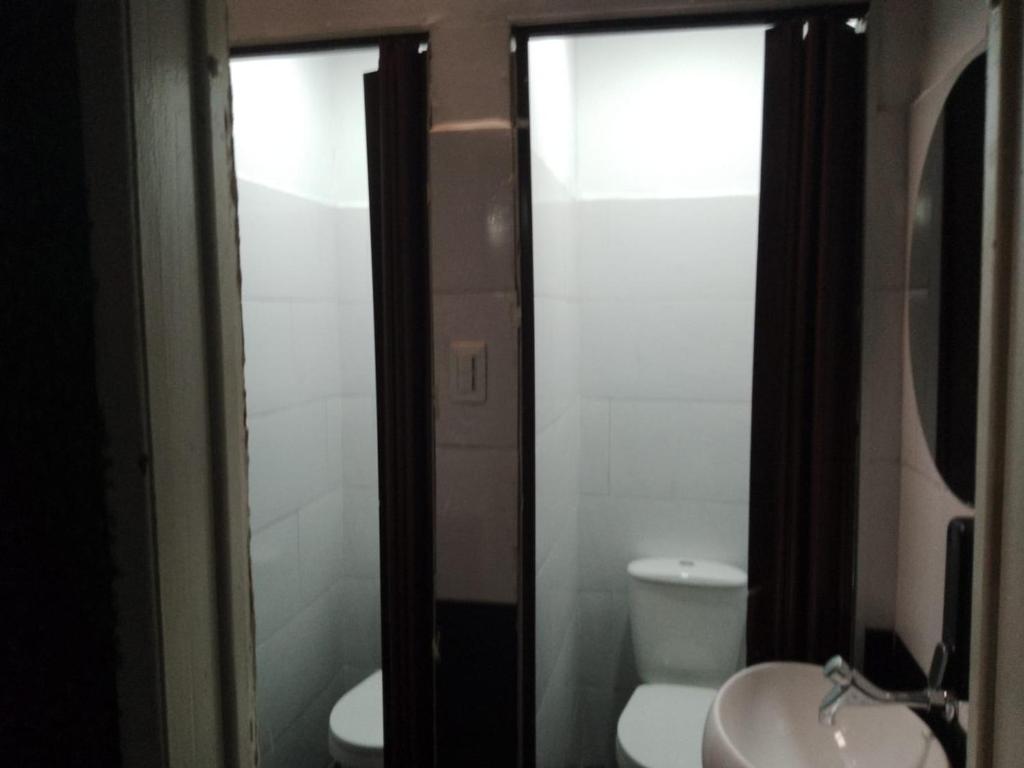 Koupelna v ubytování Hotel Capital