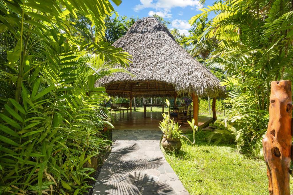 Zahrada ubytování Tambor Tropical Beach Resort- Adults Only