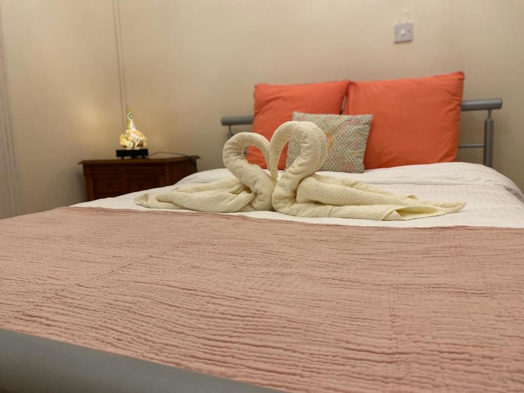 Postel nebo postele na pokoji v ubytování Hostl - Beds & Rooms - The Hostel Inn Paphos, Old Town