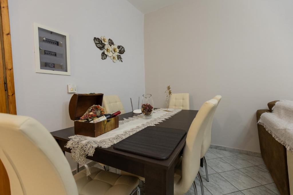 Foto sihtkohas Náfpaktos asuva majutusasutuse Vicky's view house galeriist