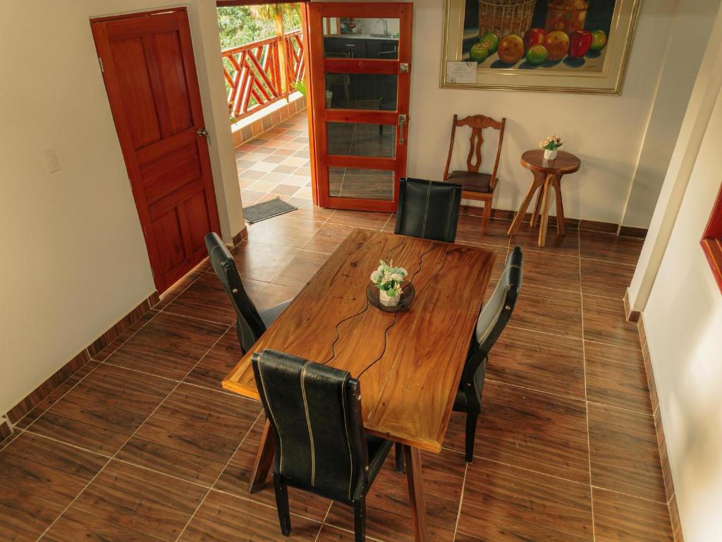 Un lugar para sentarse en Hostal Grand Park Palomino
