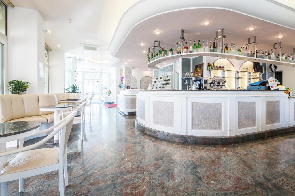 Lounge nebo bar v ubytování Hotel Principe