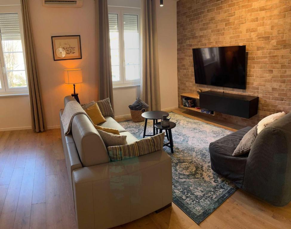 Apartments INCIS next to the Pula Amphitheather - 15