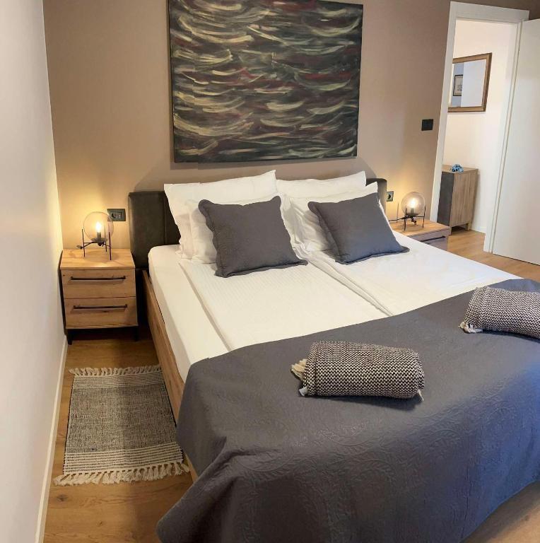 Apartments INCIS next to the Pula Amphitheather - 19