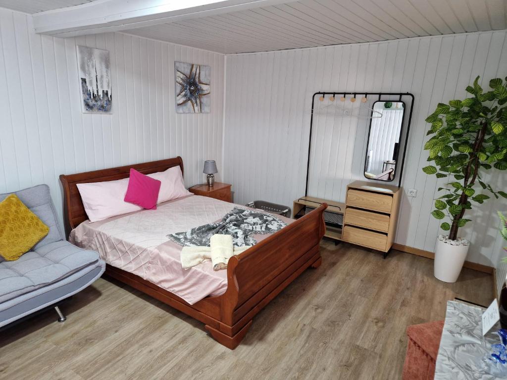 Postel nebo postele na pokoji v ubytování Casa Vanda, Machico