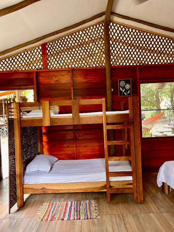 Postel nebo postele na pokoji v ubytování Casa LORA Eco tourism or remote work