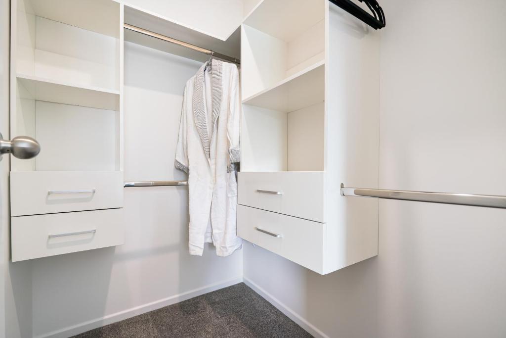 Auckland Golden Phoenix Holiday Homes - Resim 9