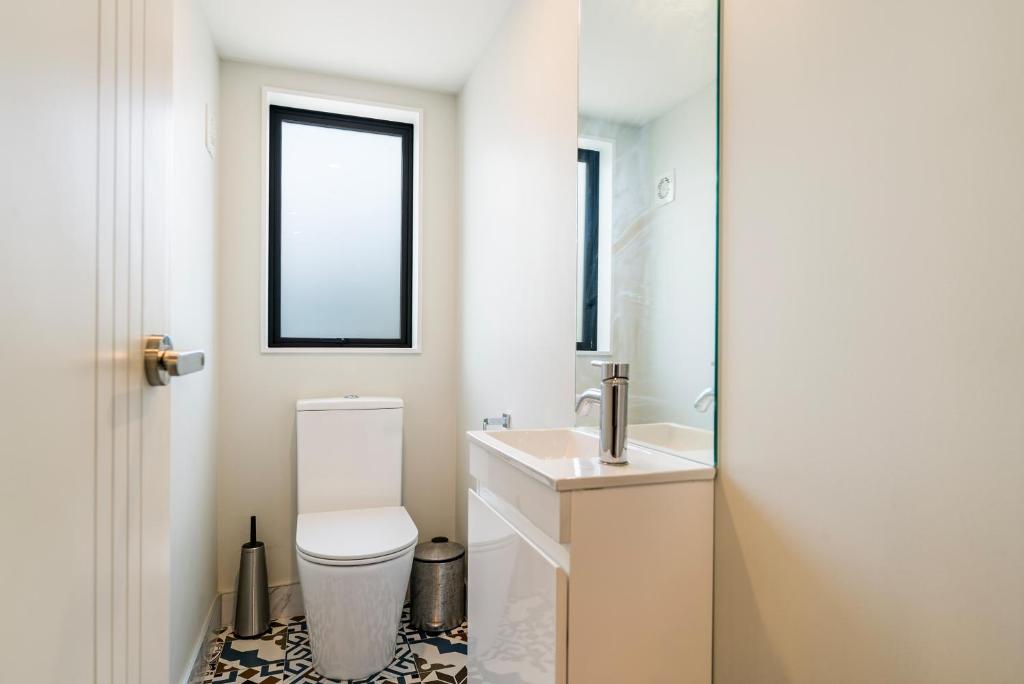 Auckland Golden Phoenix Holiday Homes - Resim 11