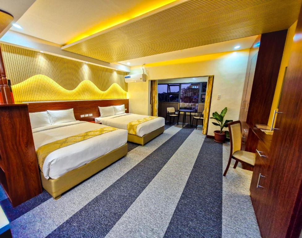 456 Hotel - Superior Queen Room With Two Queen Beds